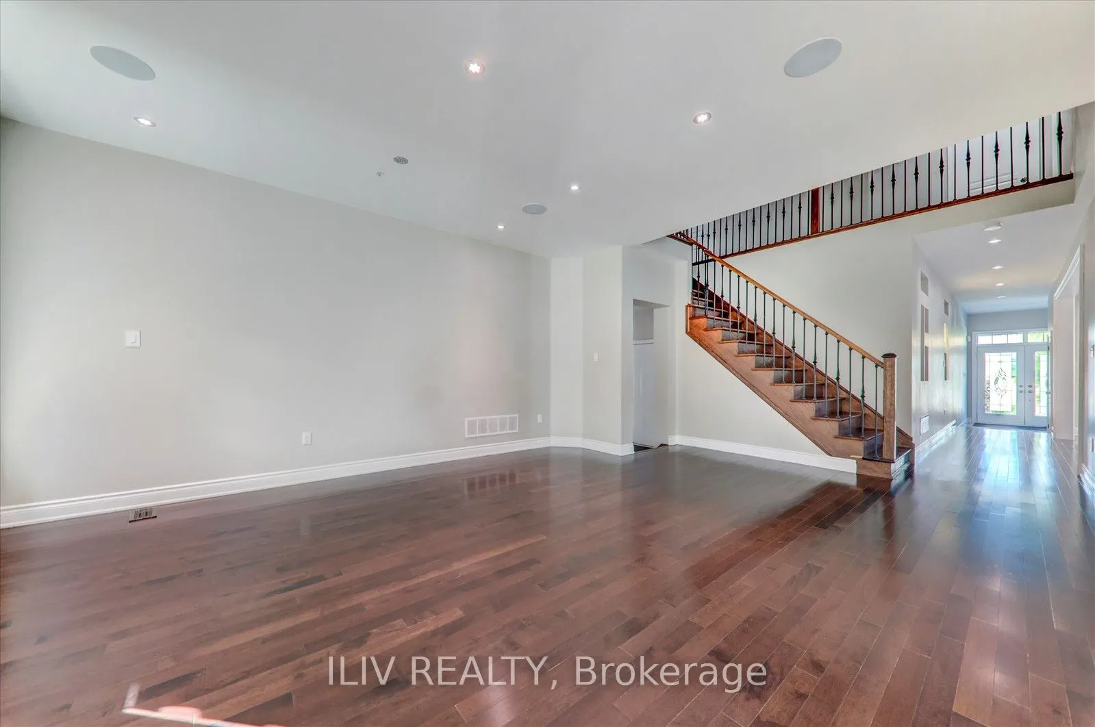 3 James Glover Drive, #Upper