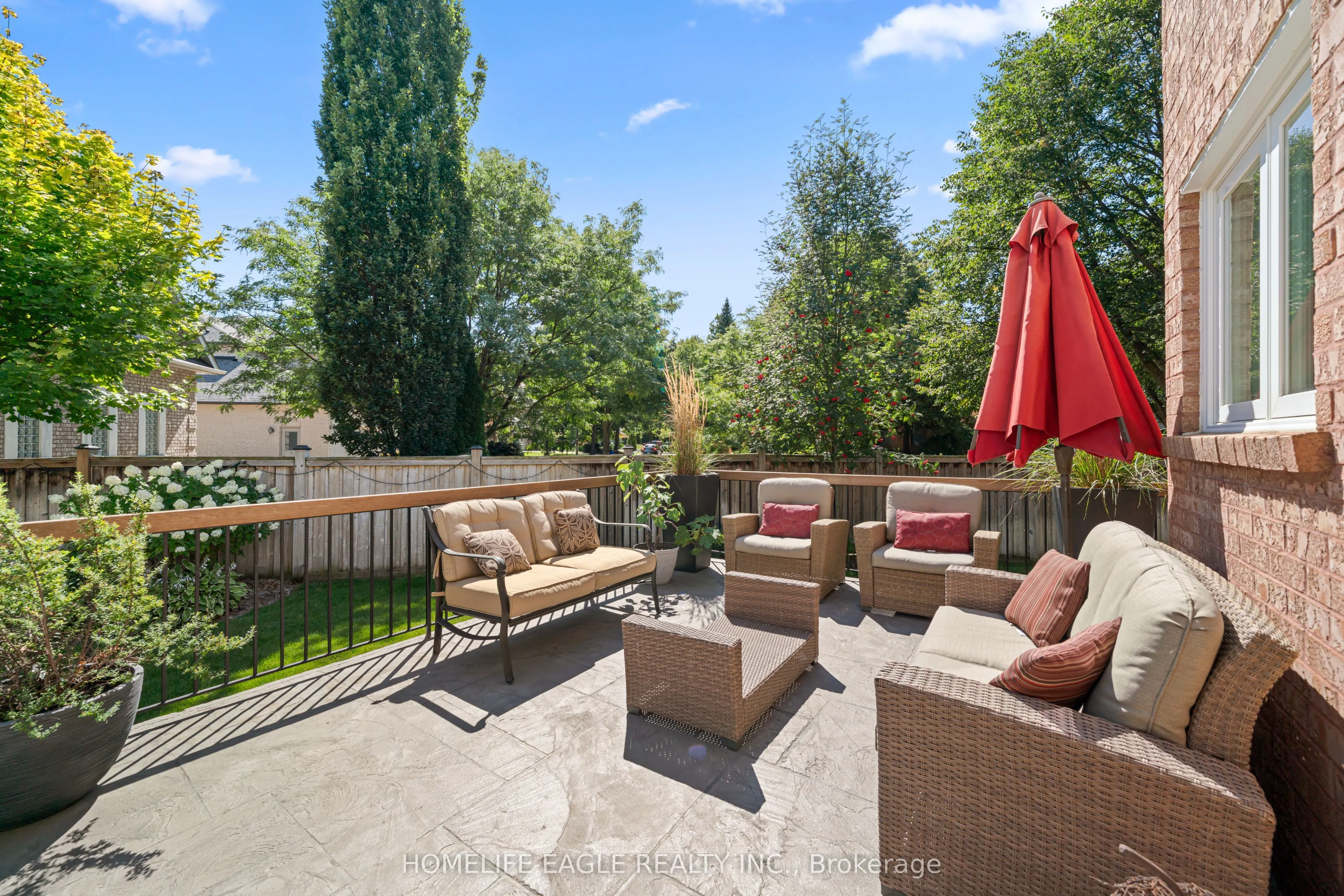 31 Modesto Gardens