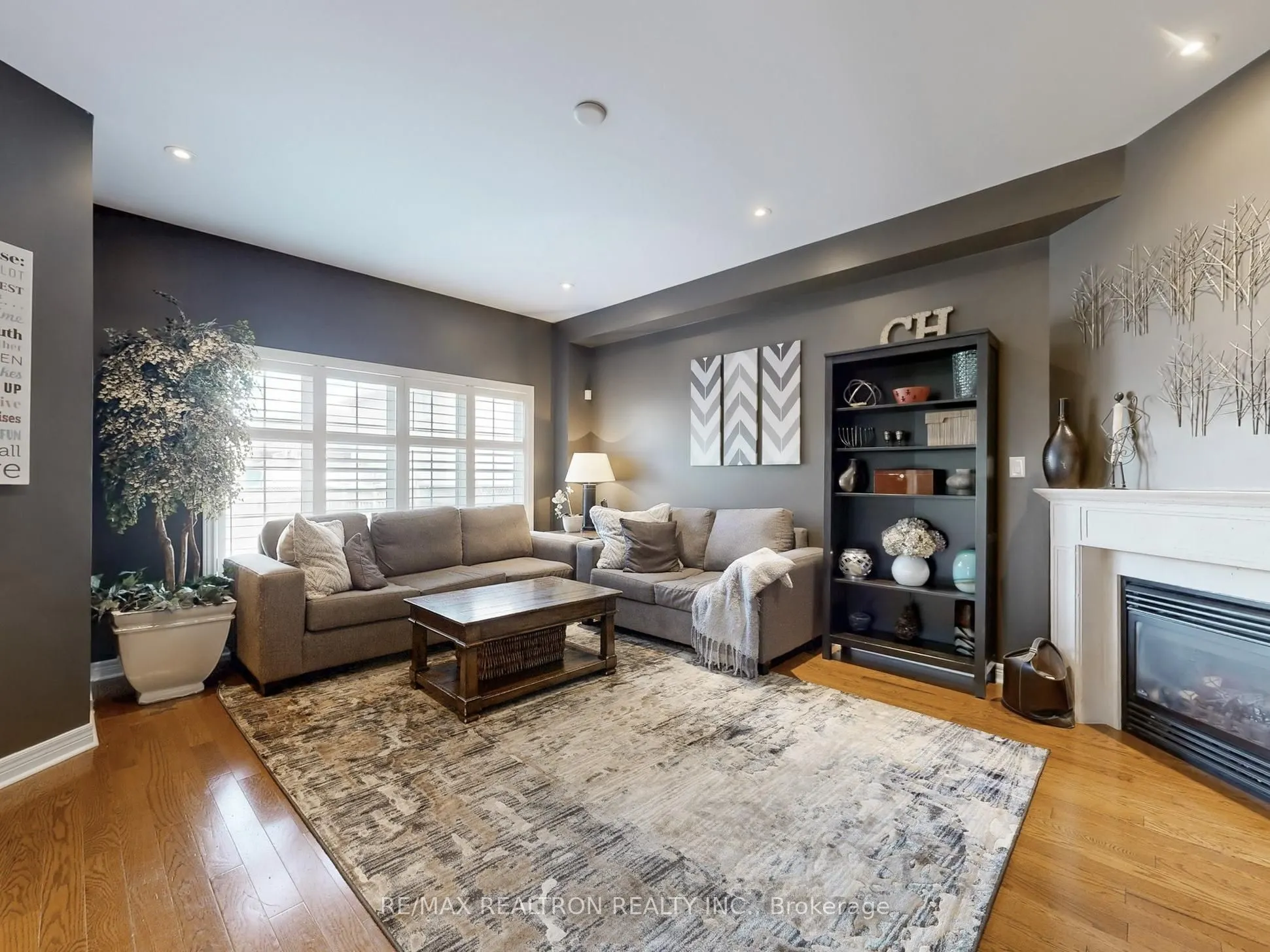 44 Rivermill Crescent