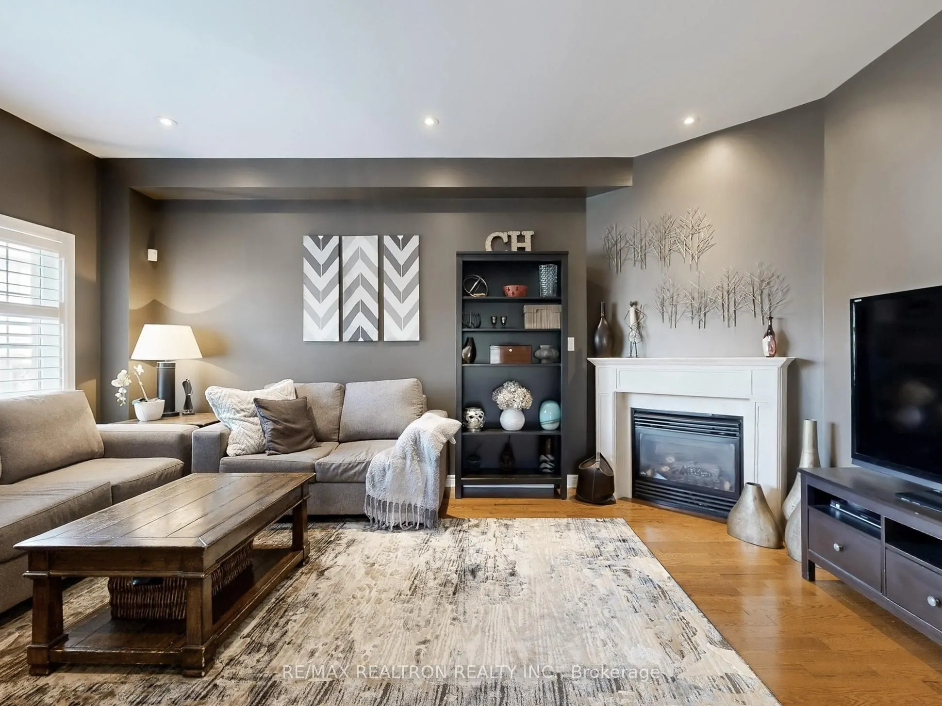 44 Rivermill Crescent
