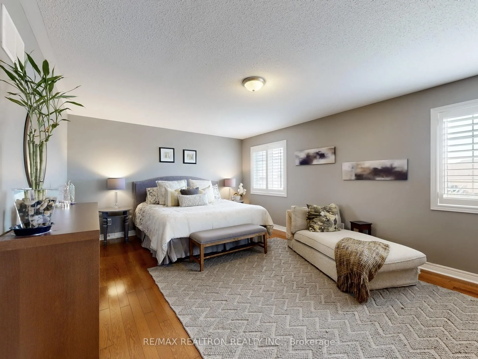 44 Rivermill Crescent