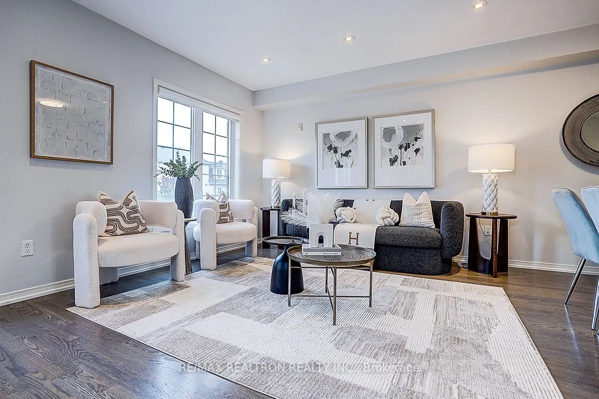 20 Prince Charles Way