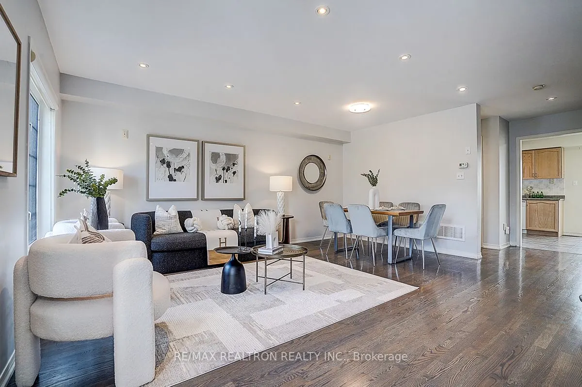 20 Prince Charles Way