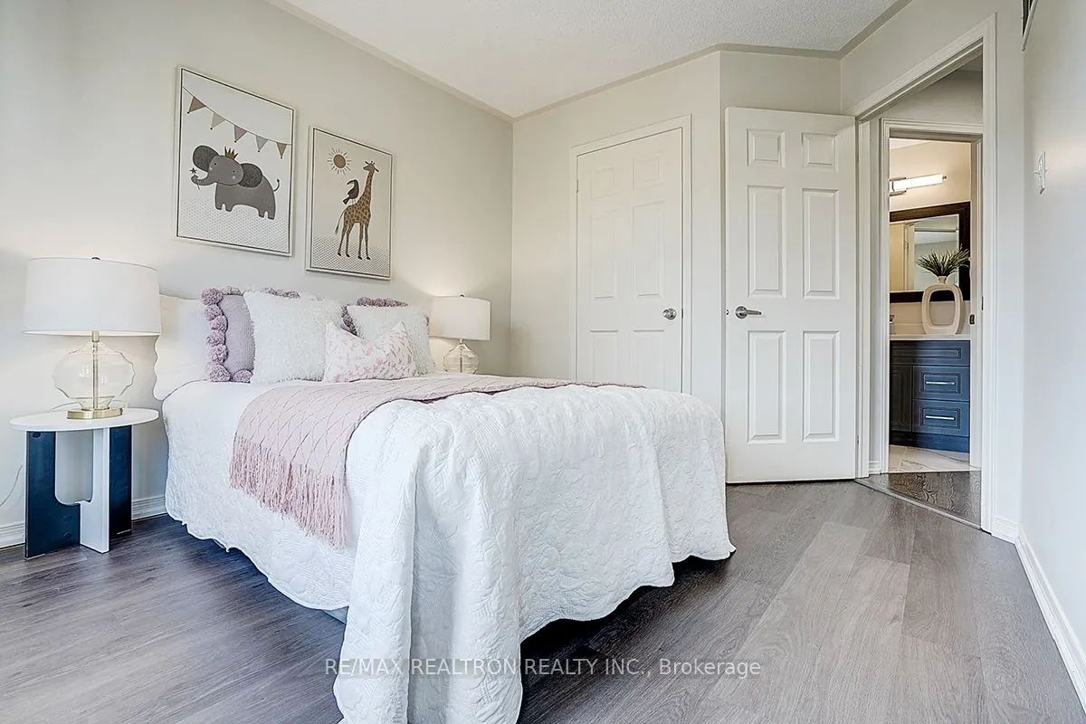 20 Prince Charles Way