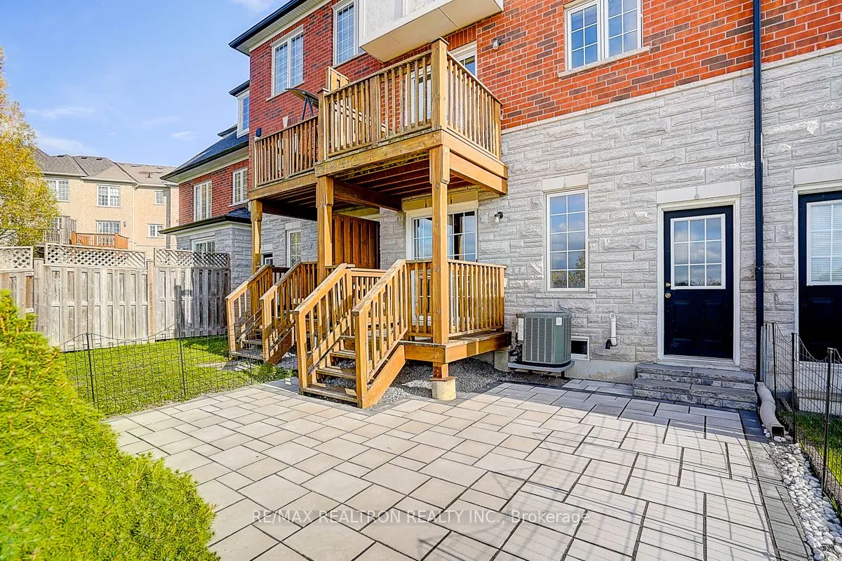20 Prince Charles Way