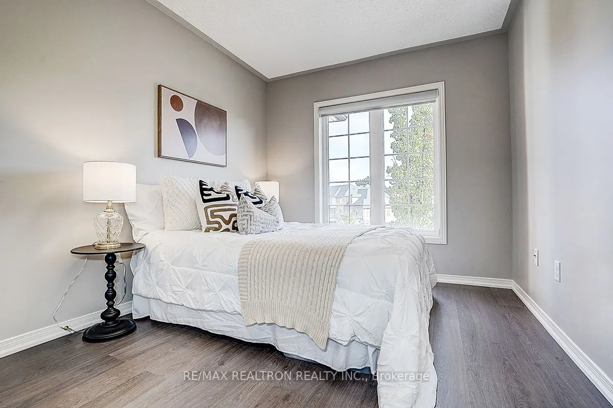 20 Prince Charles Way