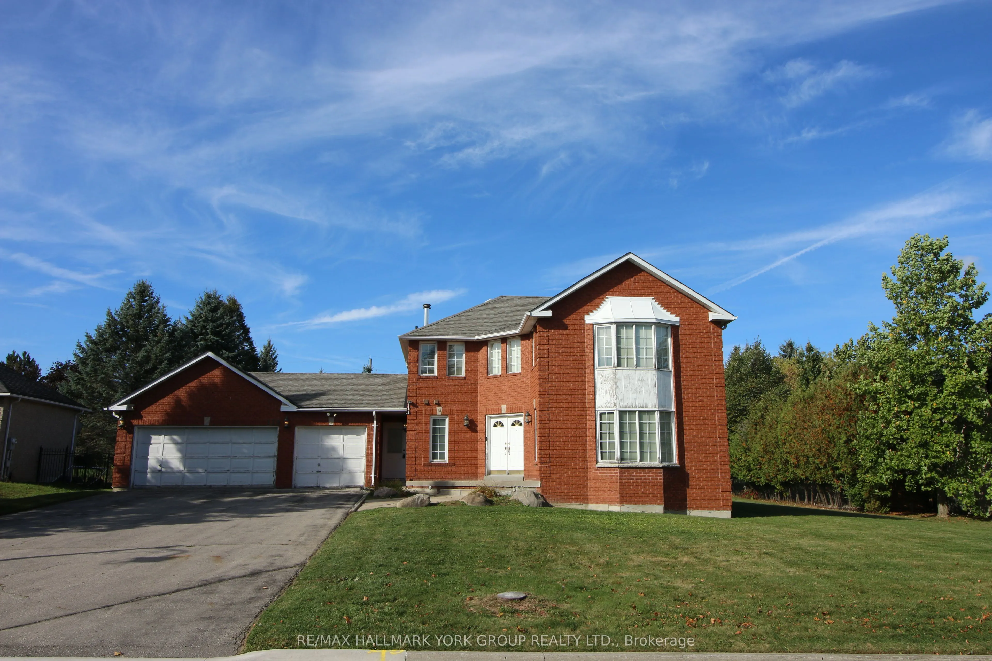 175 Treegrove Circle