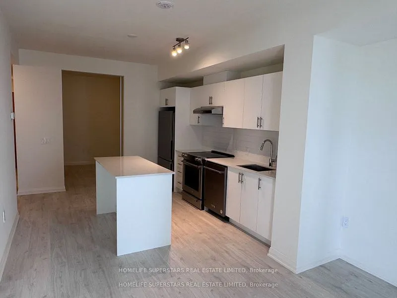 8960 JANE Street, #2302