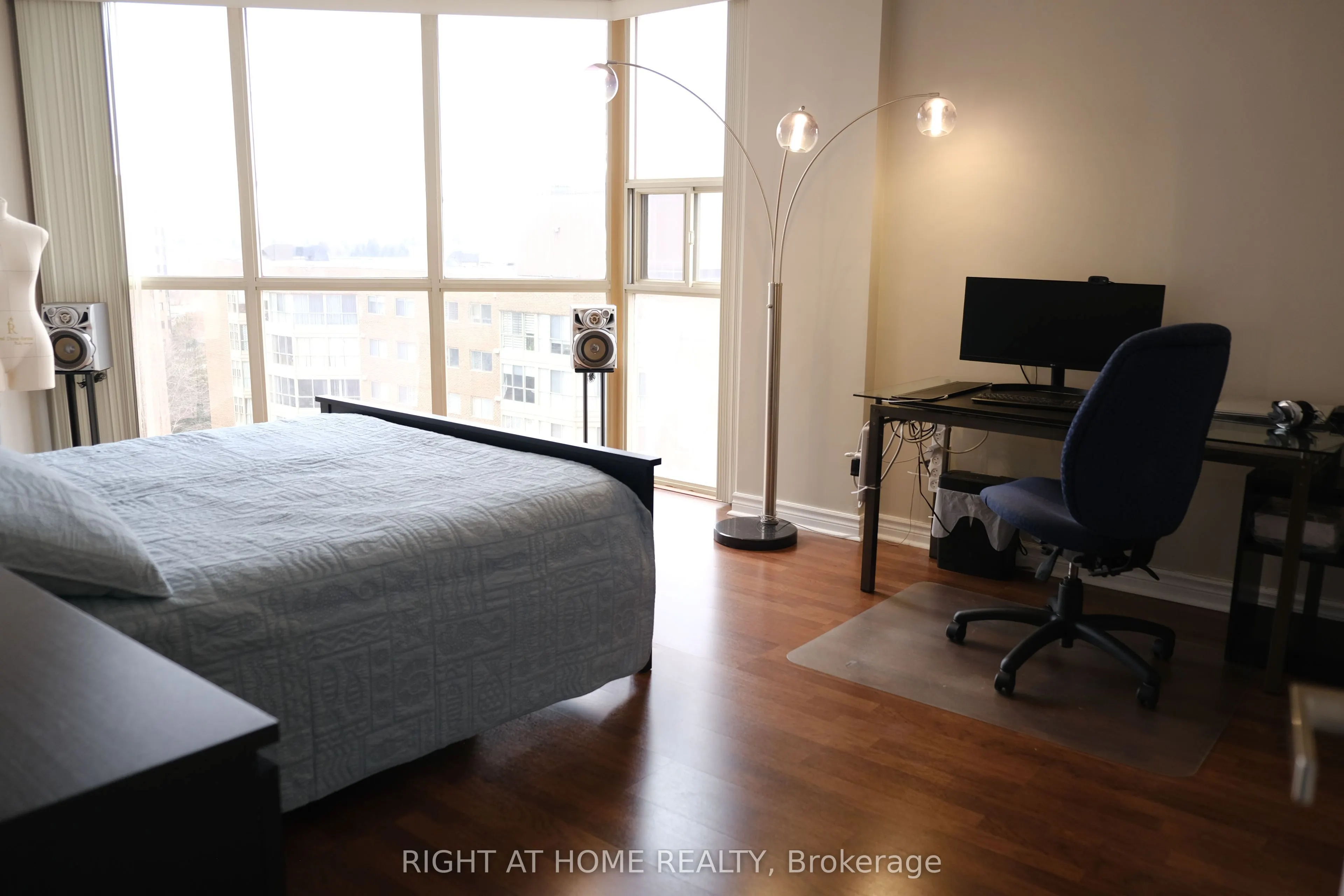 20 Baif Boulevard, #1009