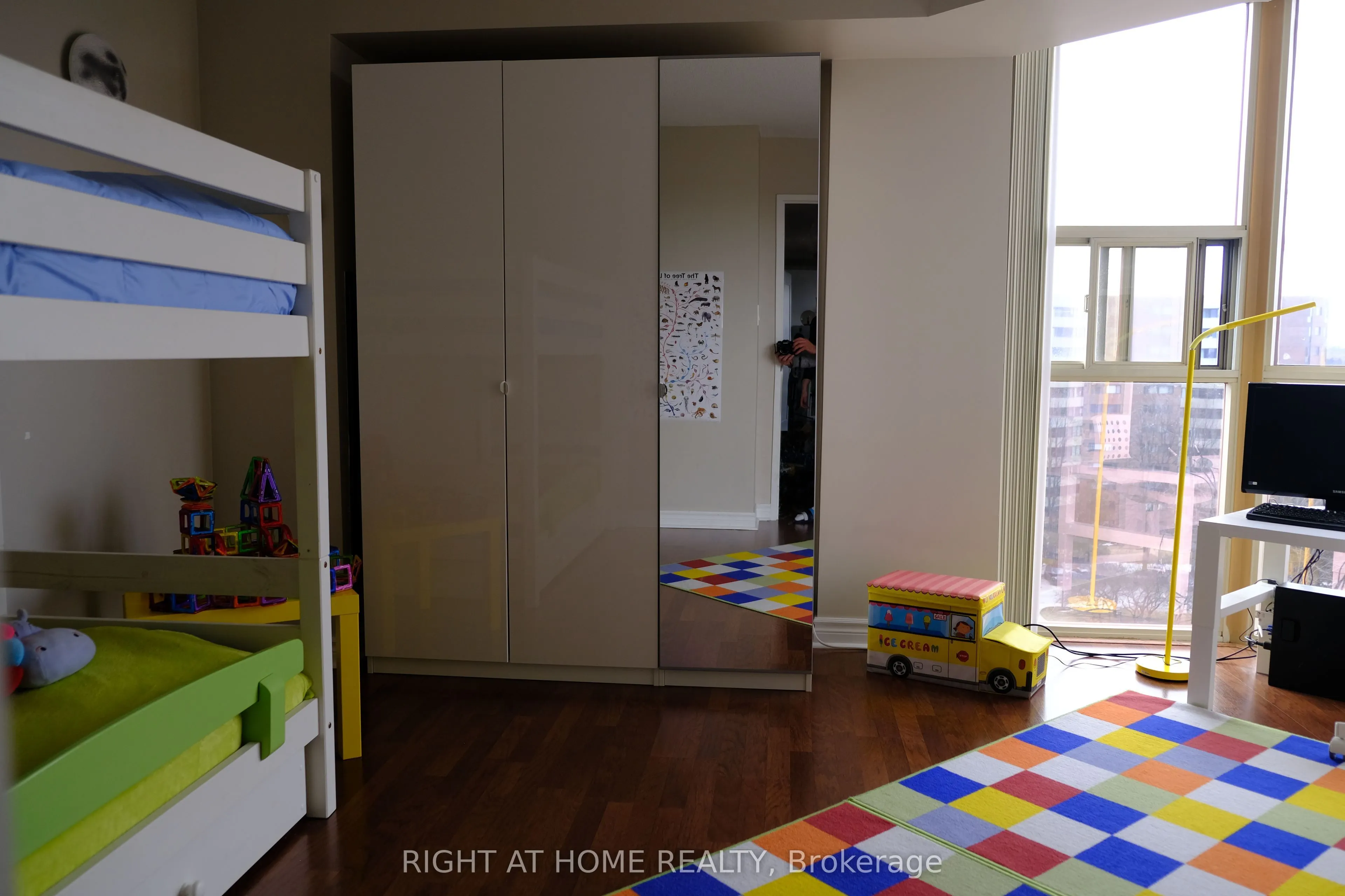 20 Baif Boulevard, #1009