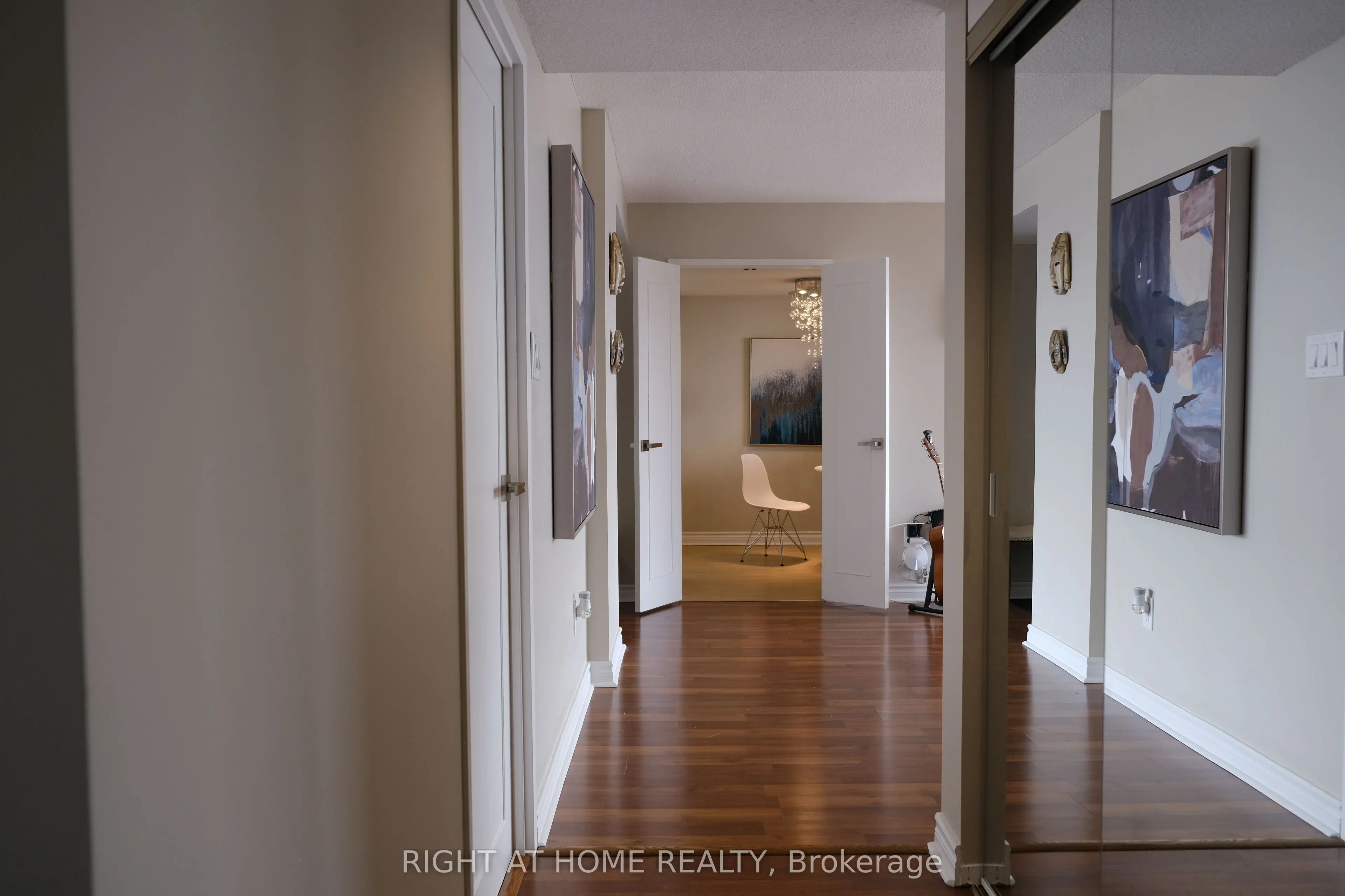 20 Baif Boulevard, #1009