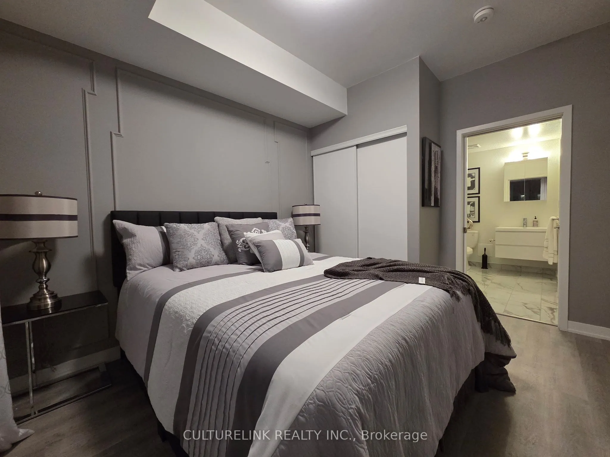 292 Verdale Crossing, #1516