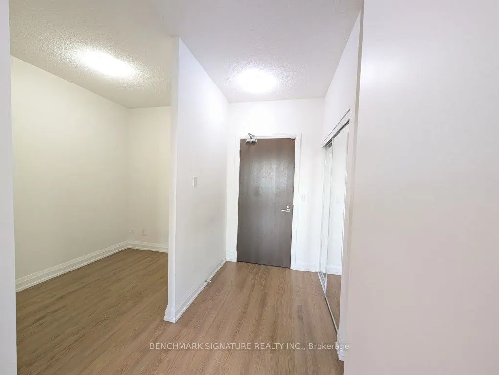 7171 Yonge Street, #616