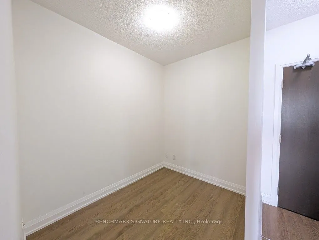 7171 Yonge Street, #616