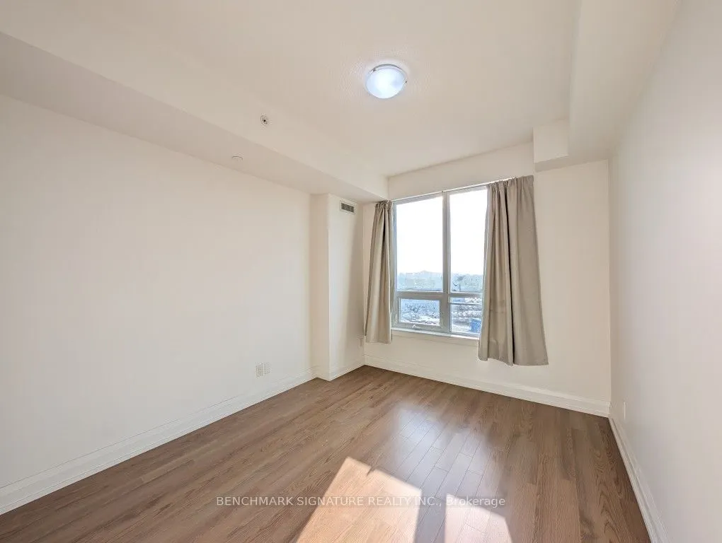 7171 Yonge Street, #616