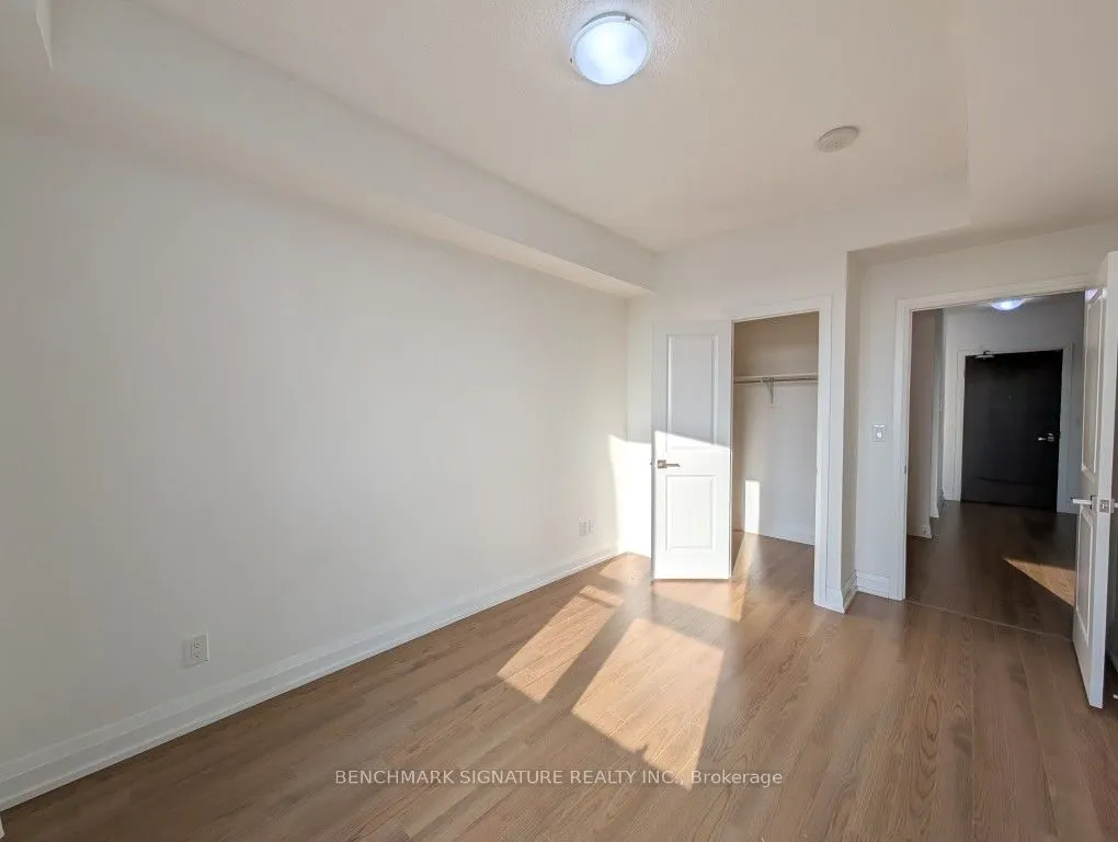 7171 Yonge Street, #616