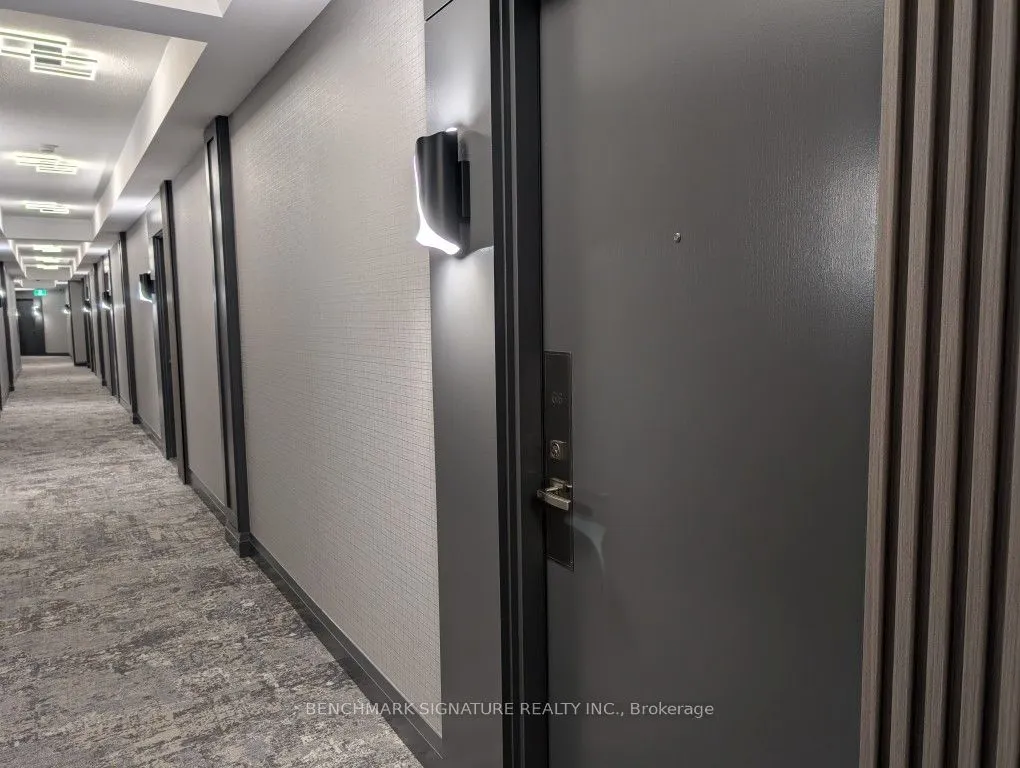 7171 Yonge Street, #616