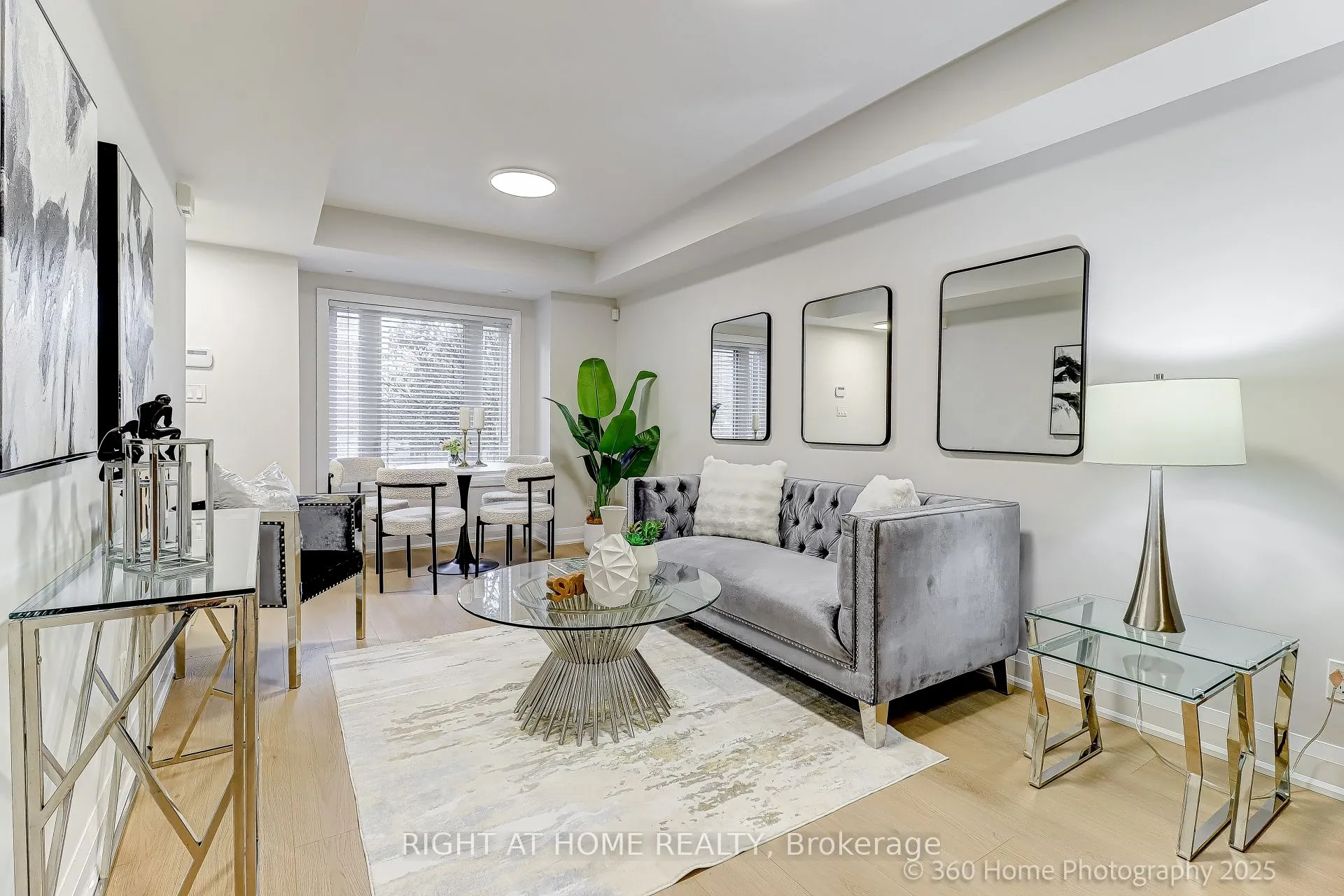318 John Street, #256