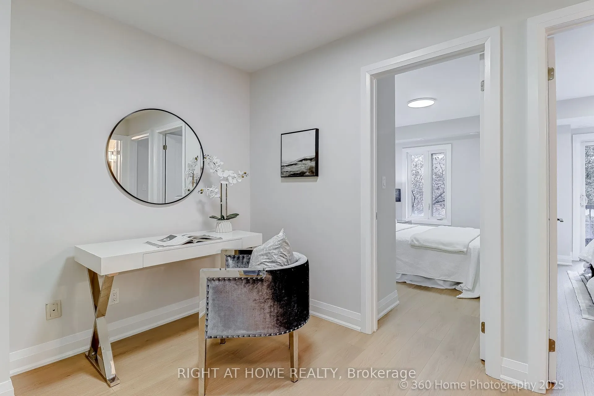318 John Street, #256