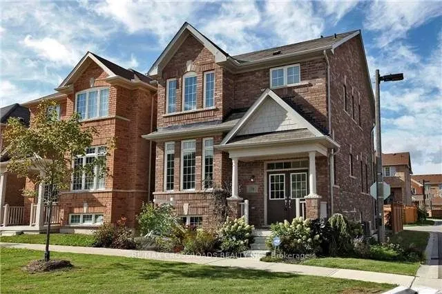 76 Rustle Woods Avenue