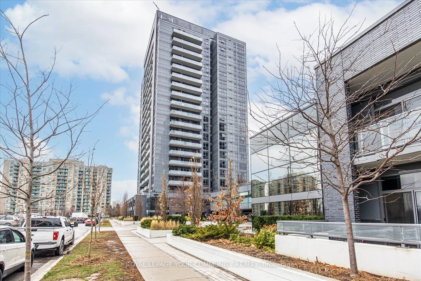 55 Oneida Crescent, #509