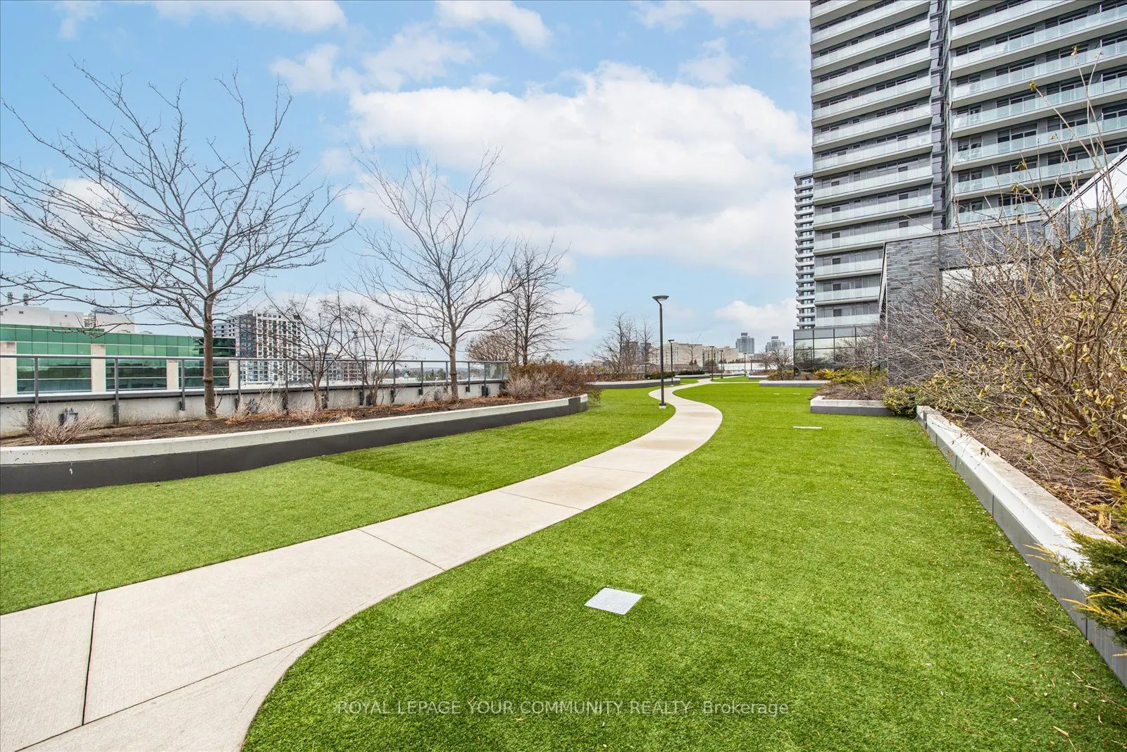 55 Oneida Crescent, #509
