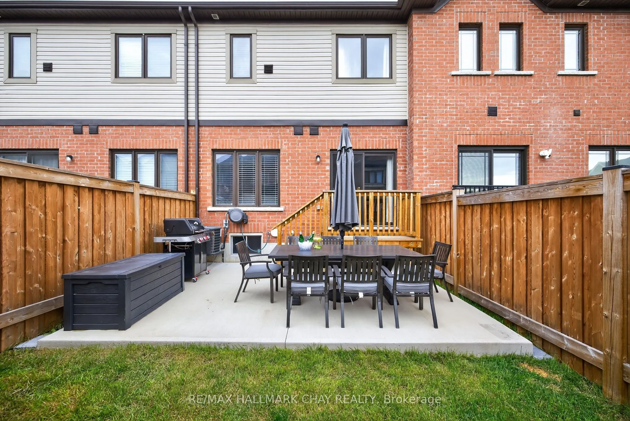 45 Lorne Thomas Place