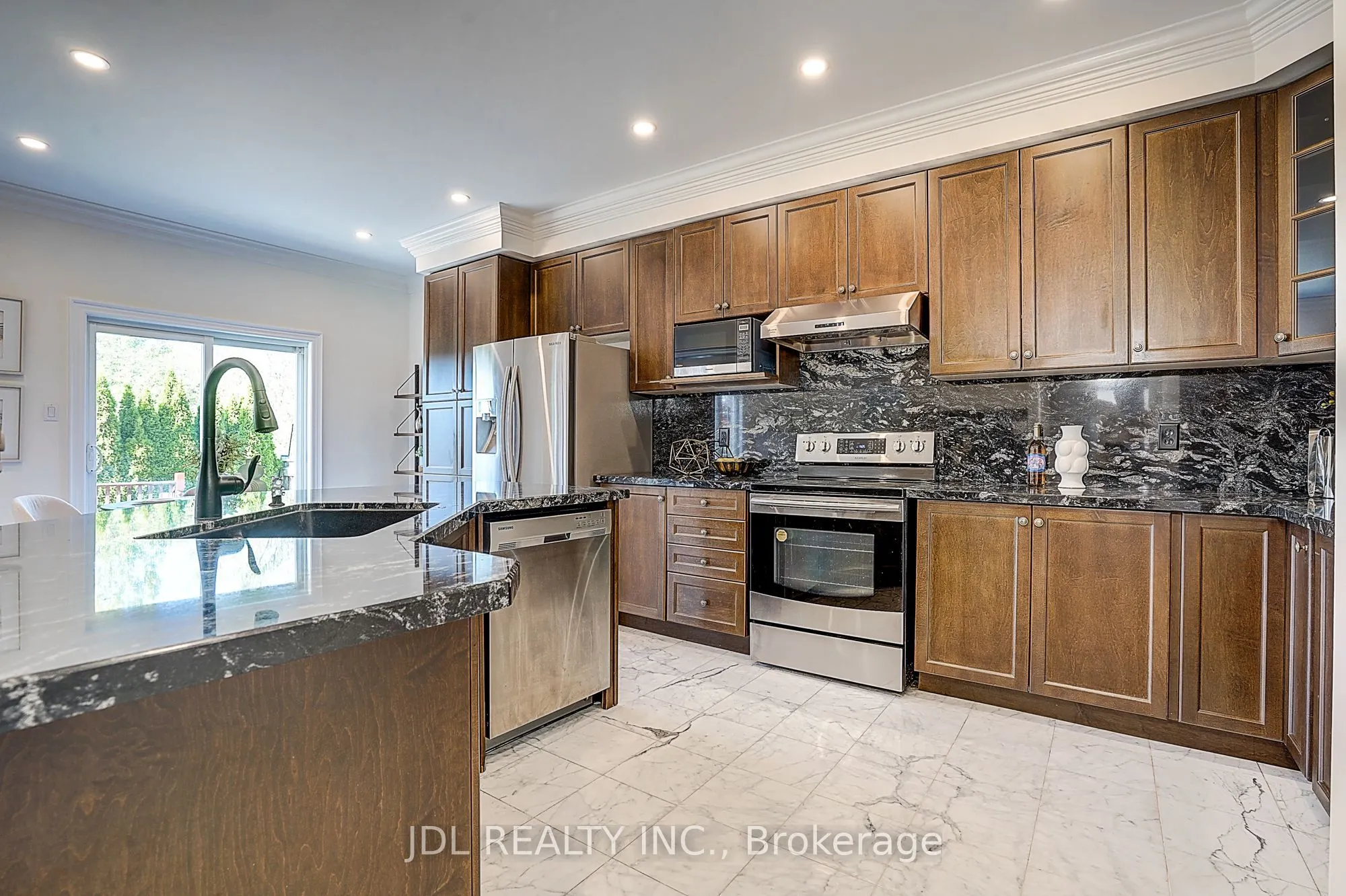 26 Santa Amato Crescent