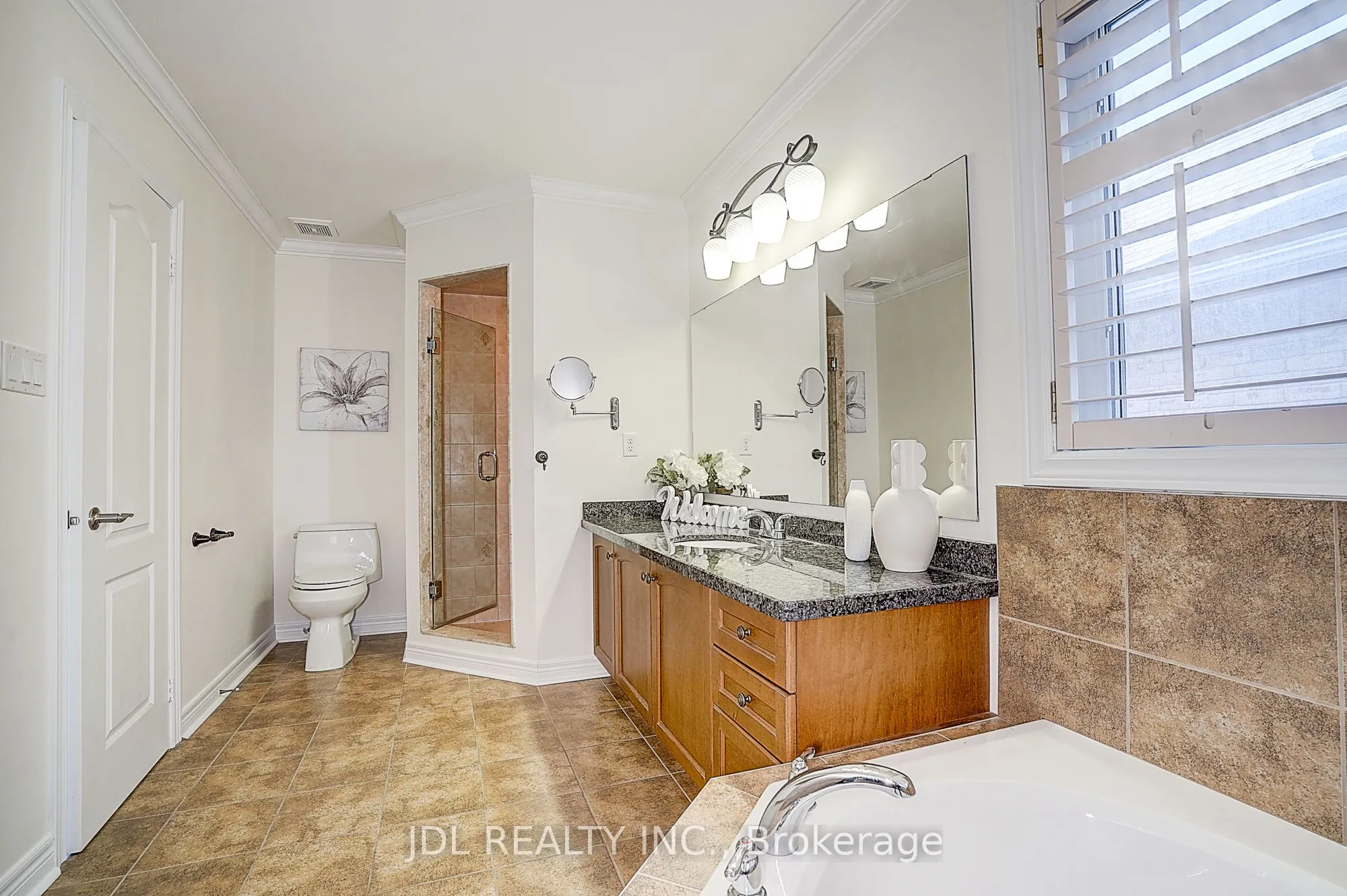 26 Santa Amato Crescent