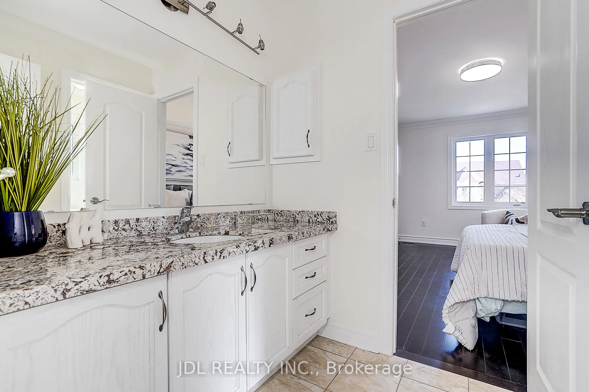 26 Santa Amato Crescent