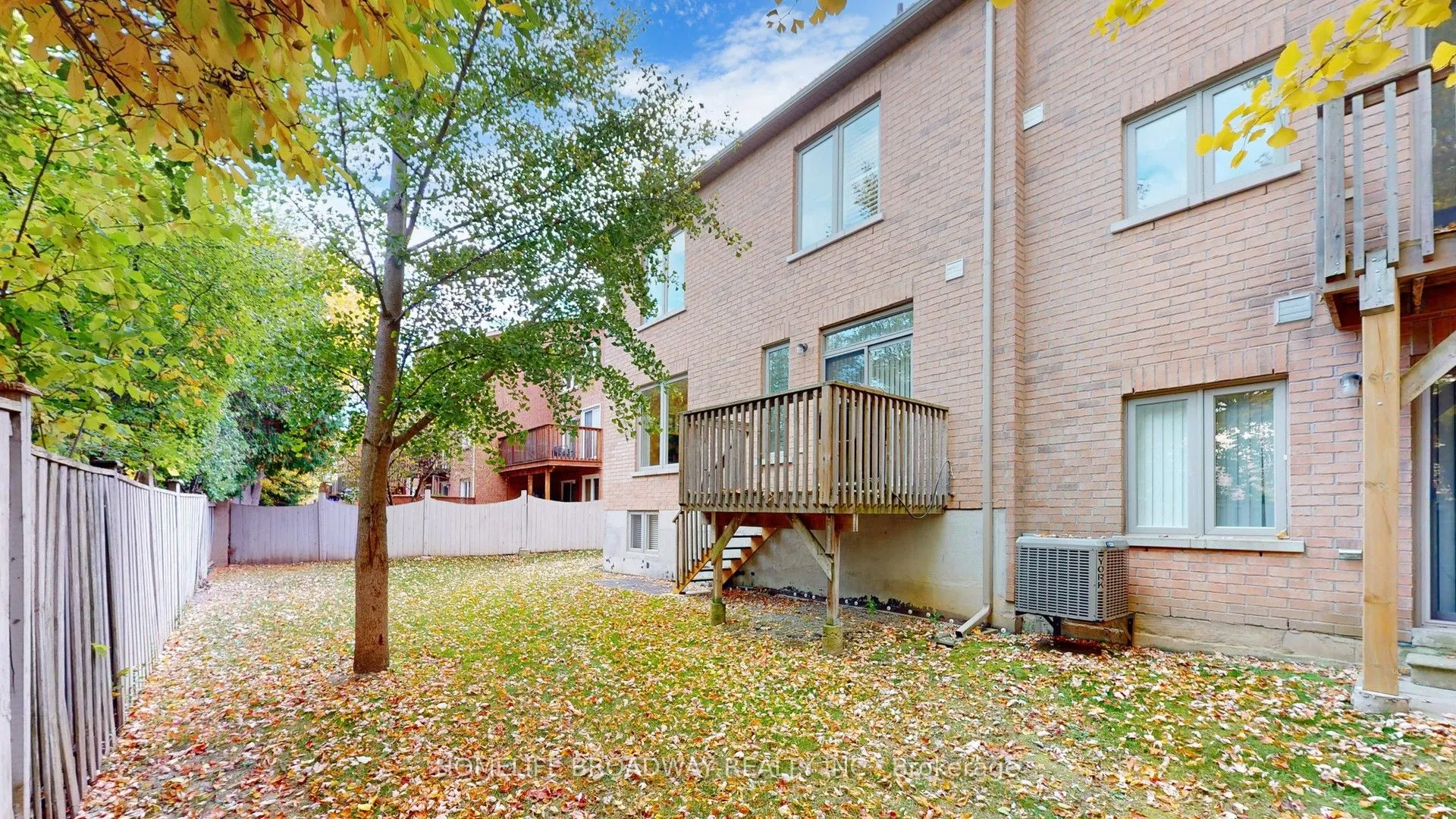9133 Bayview Avenue, #TH25