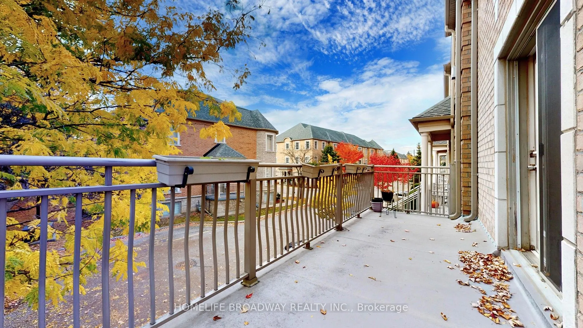 9133 Bayview Avenue, #TH25