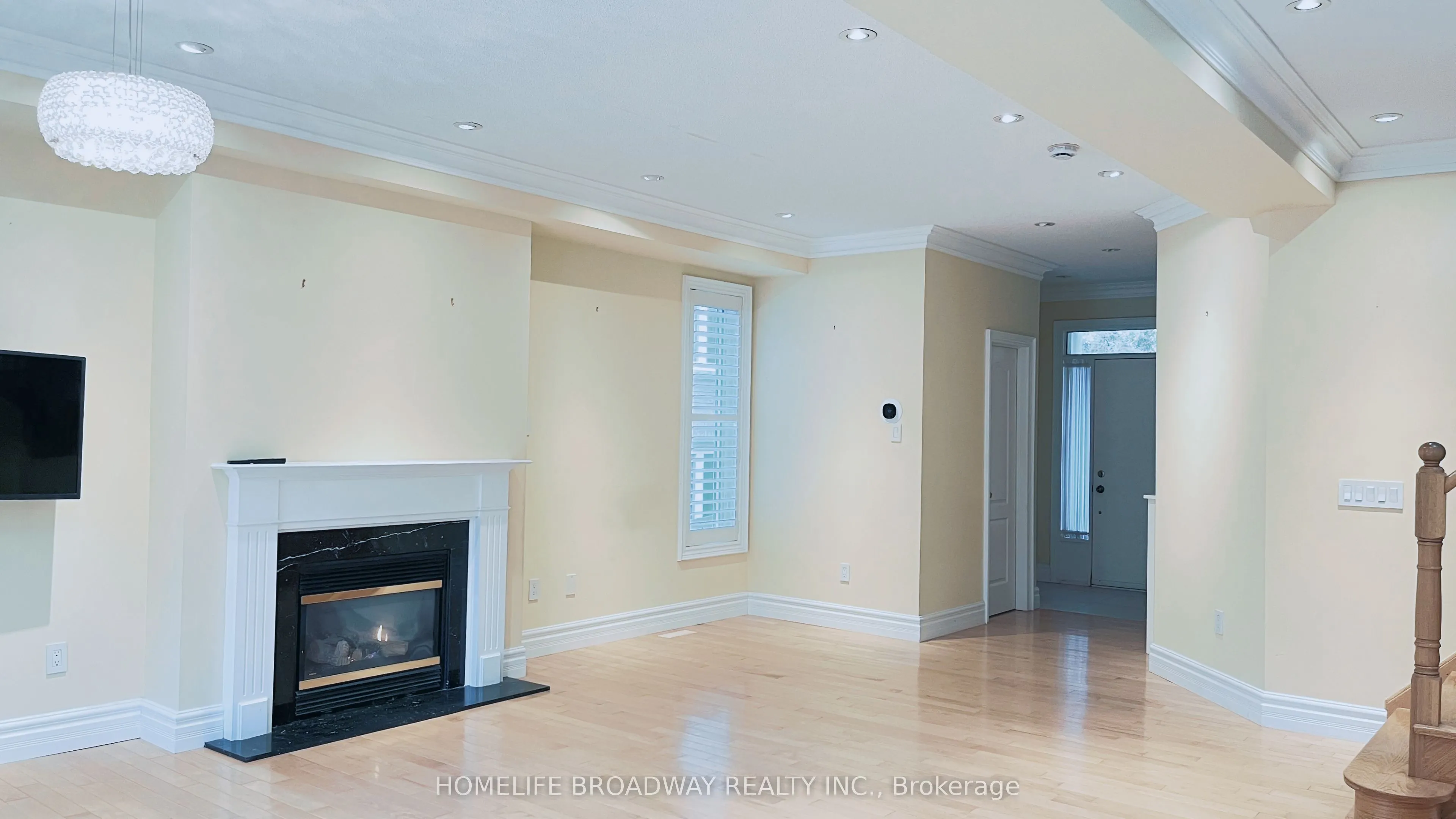 9133 Bayview Avenue, #TH25