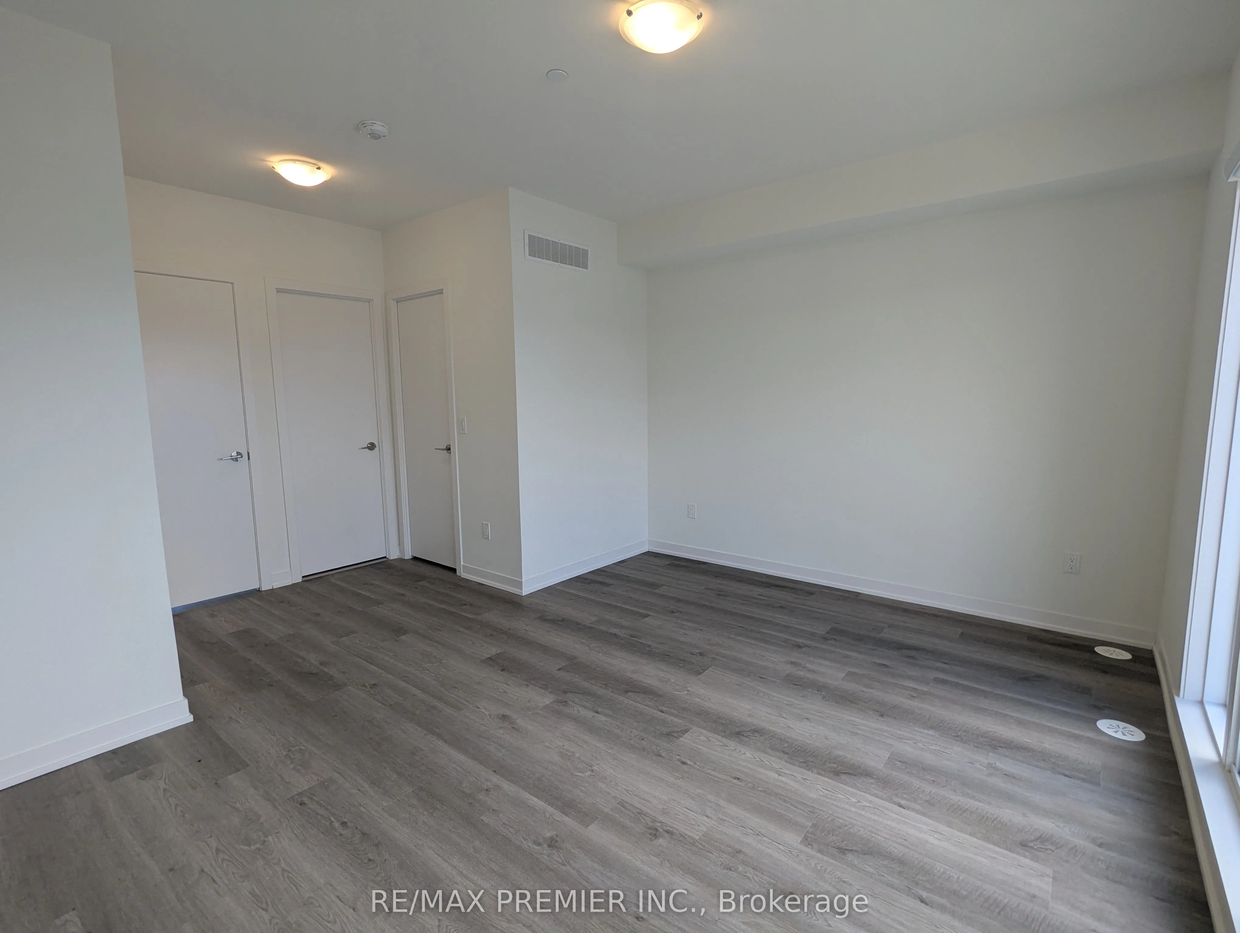 9 Steckley House Lane, #502