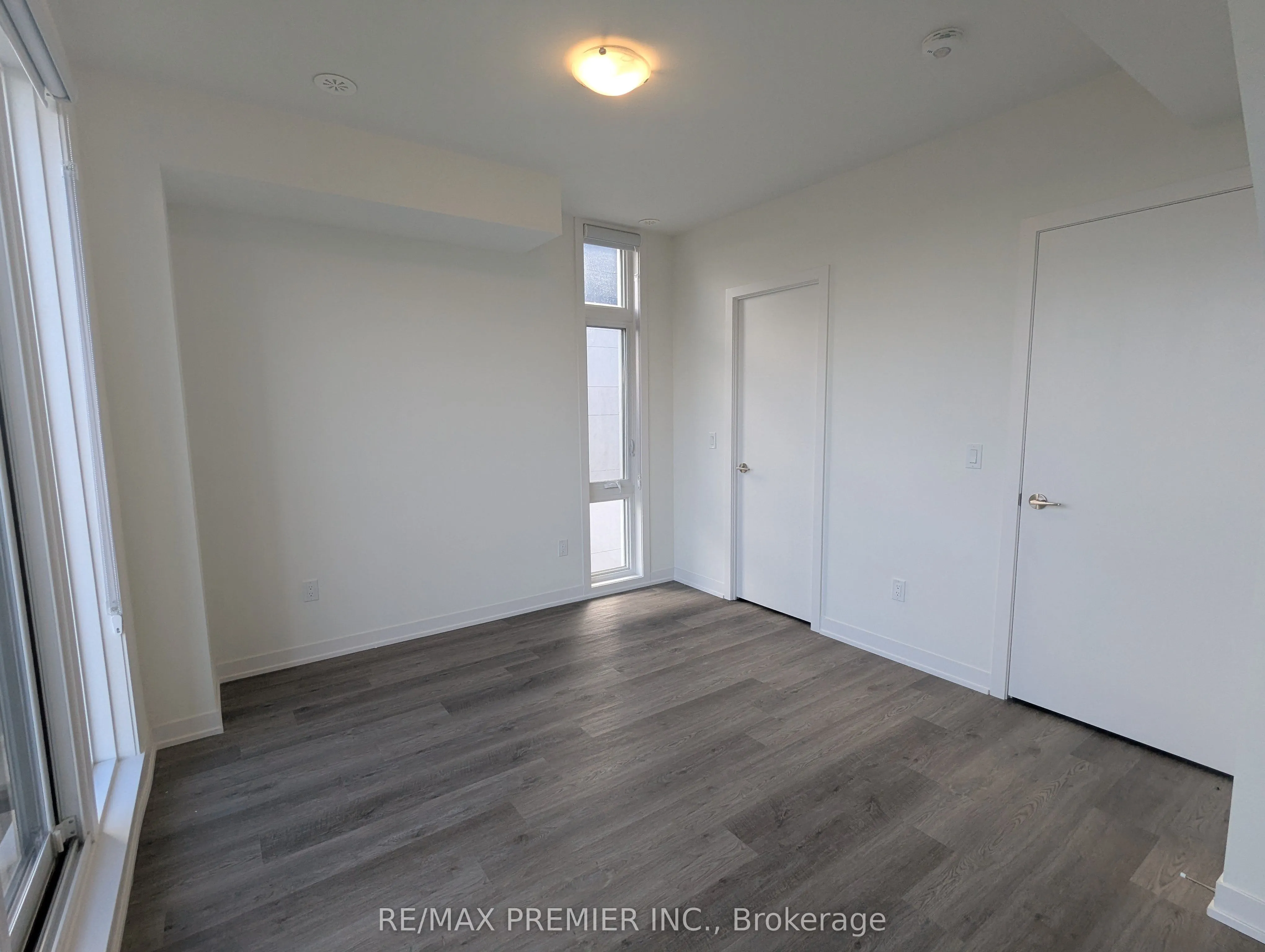 9 Steckley House Lane, #502