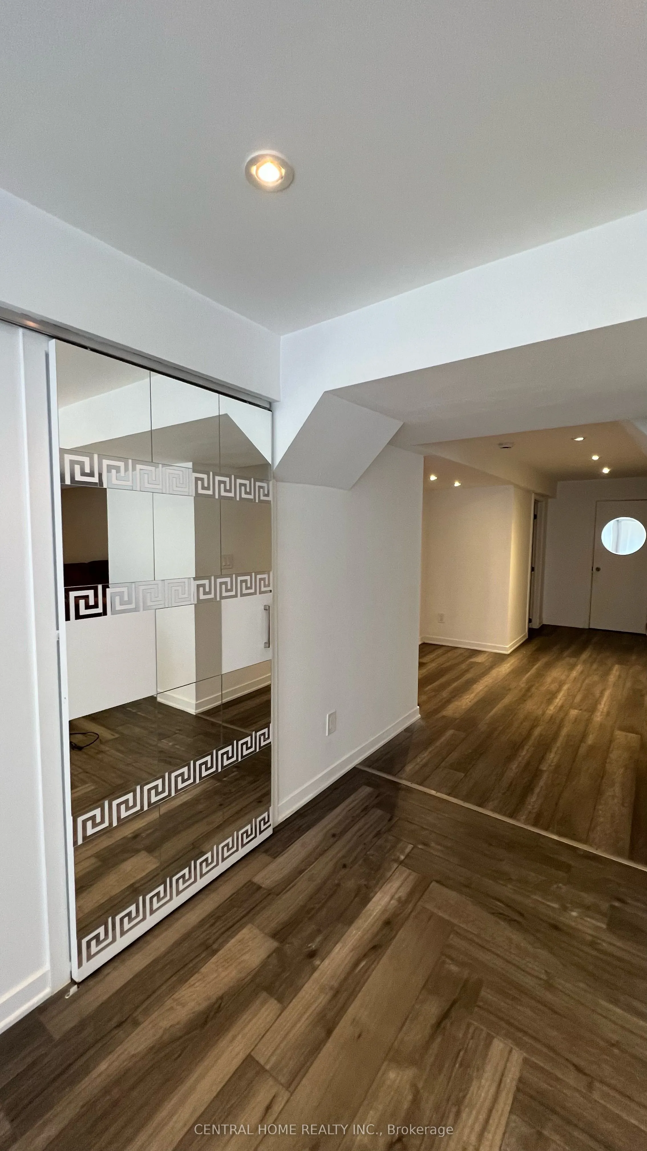 147 Jefferson forest Drive S, #Basmt.