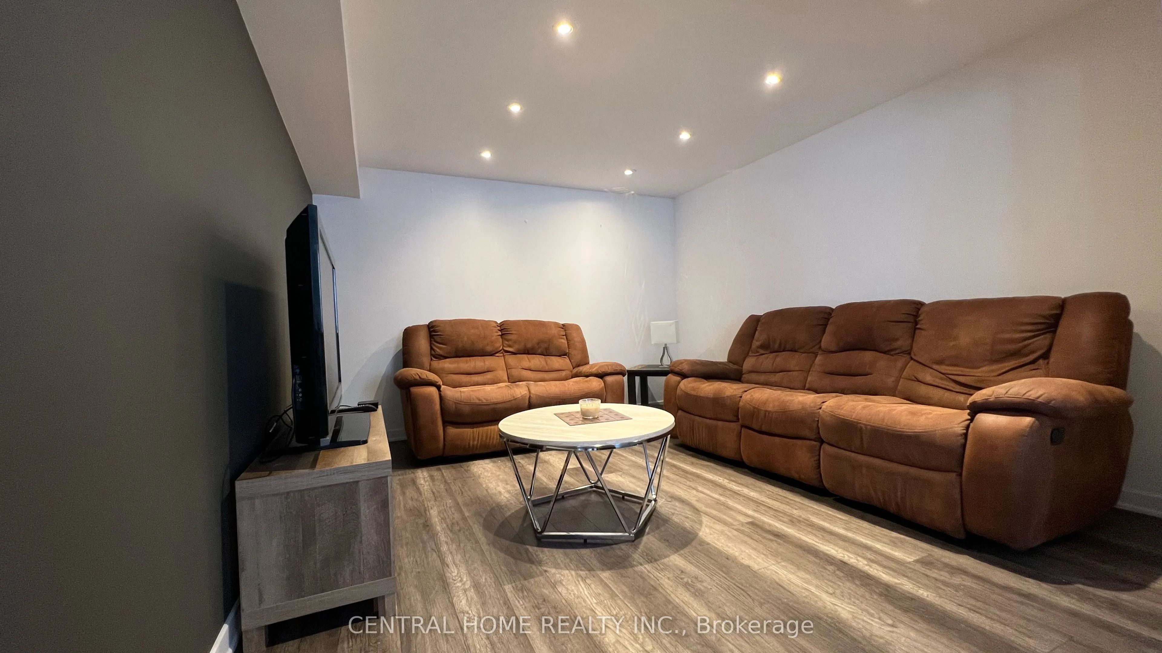 147 Jefferson forest Drive S, #Basmt.