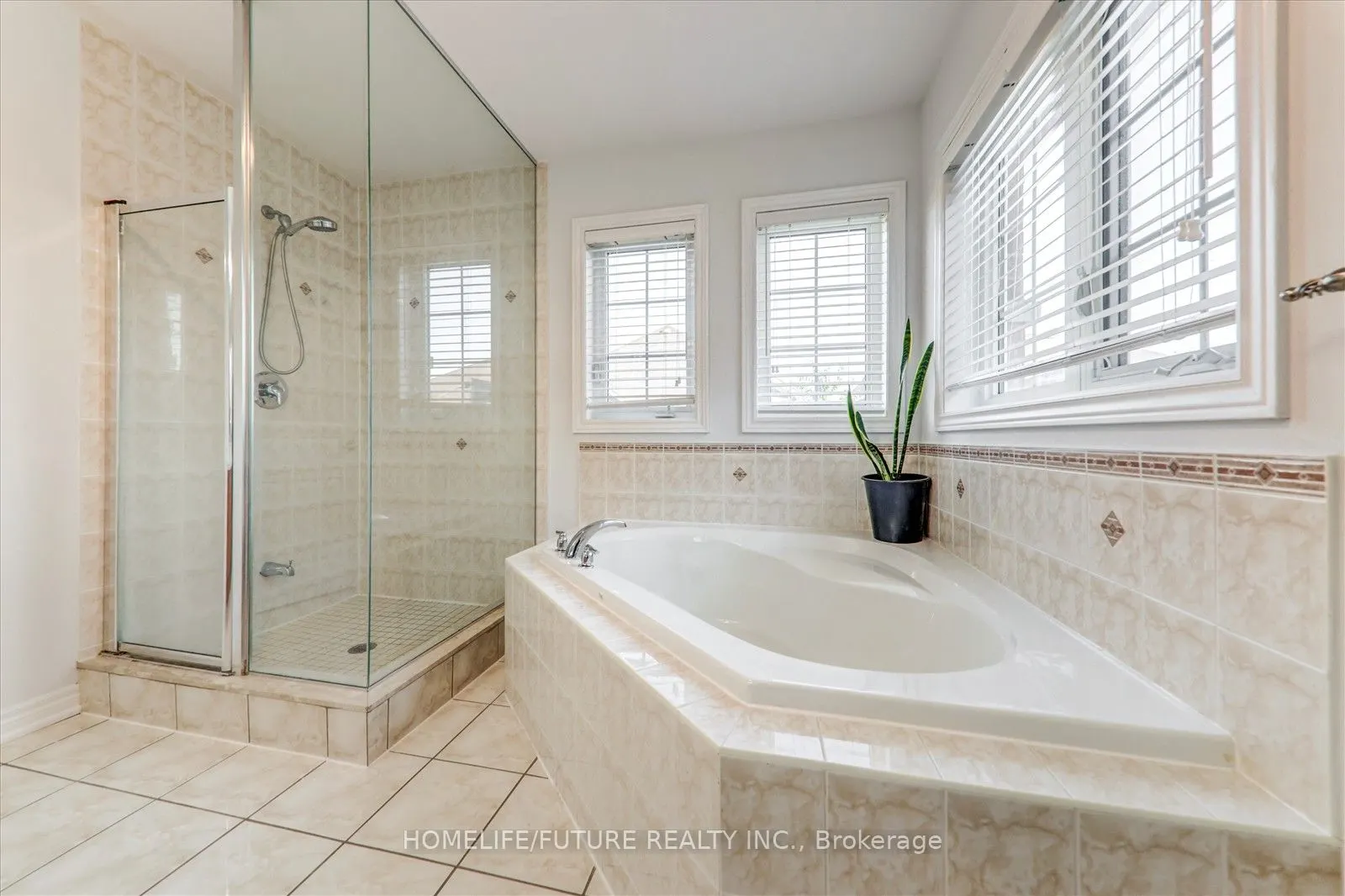 149 Stonechurch Crescent