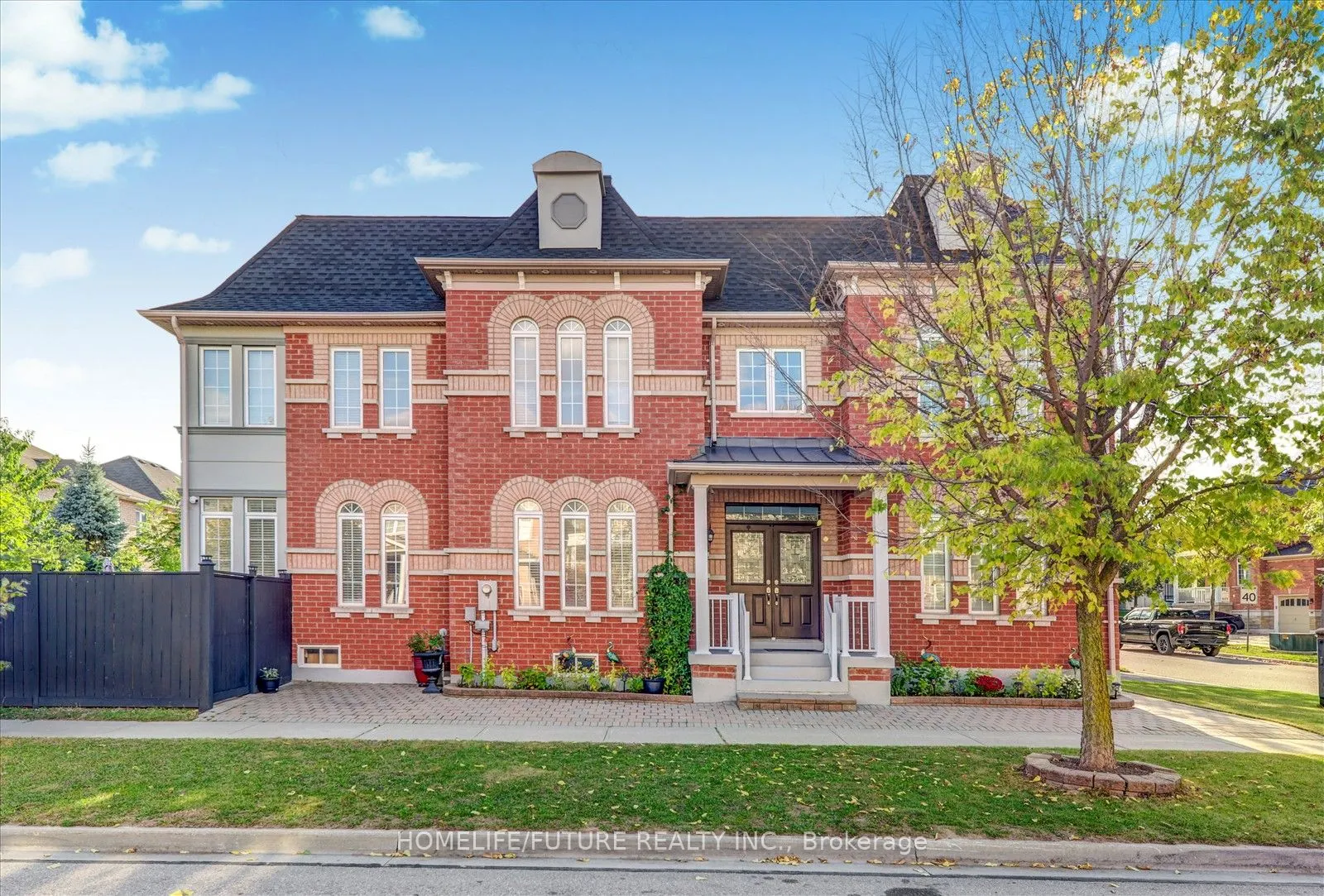 149 Stonechurch Crescent