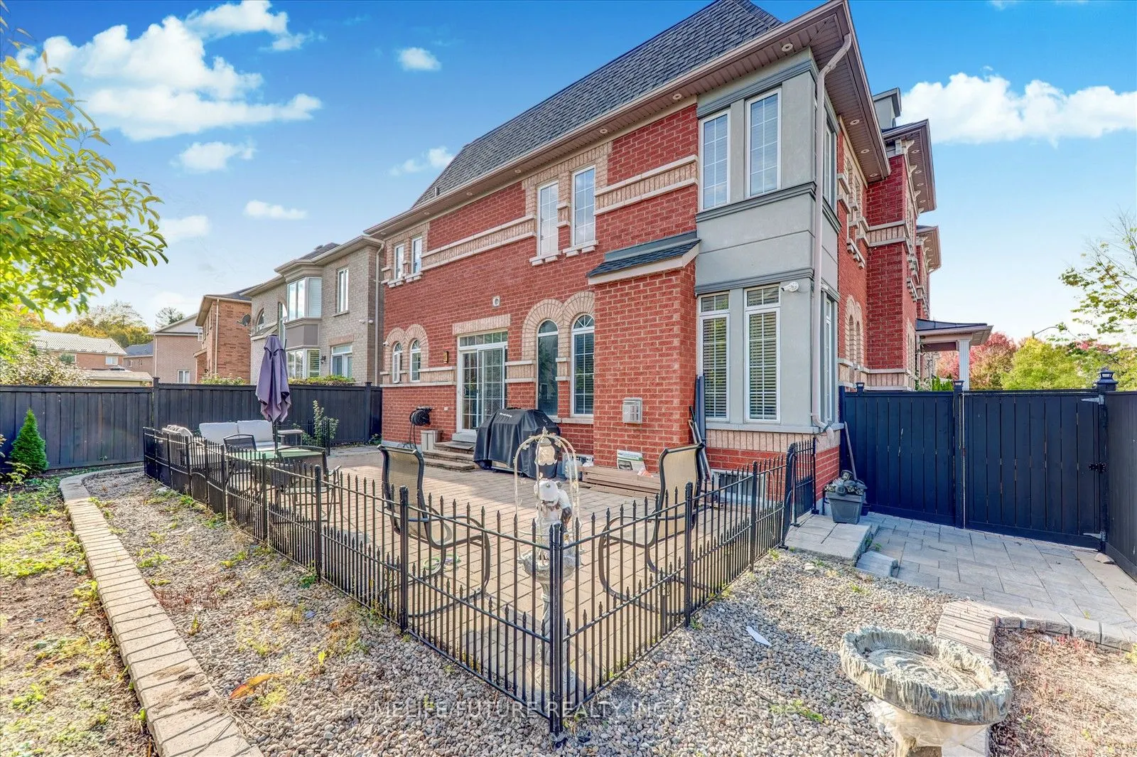 149 Stonechurch Crescent