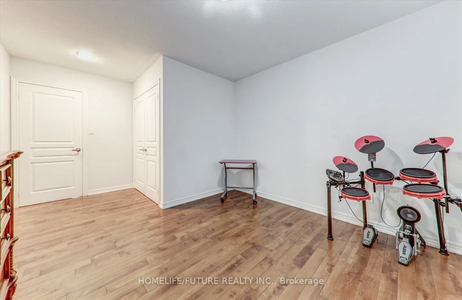 149 Stonechurch Crescent