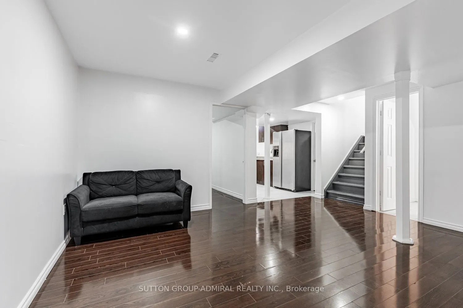 105 Prairie Dunes Place