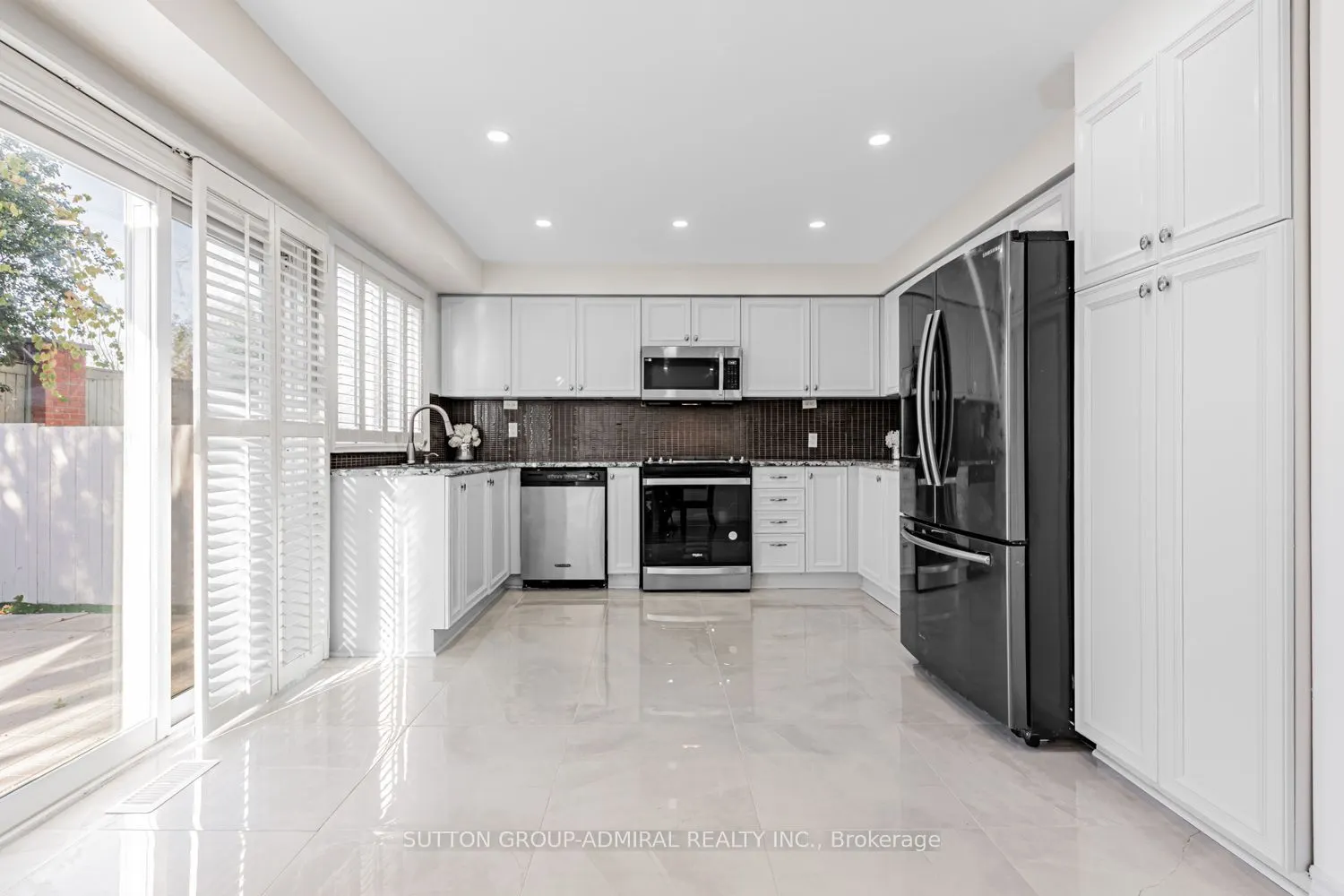 105 Prairie Dunes Place