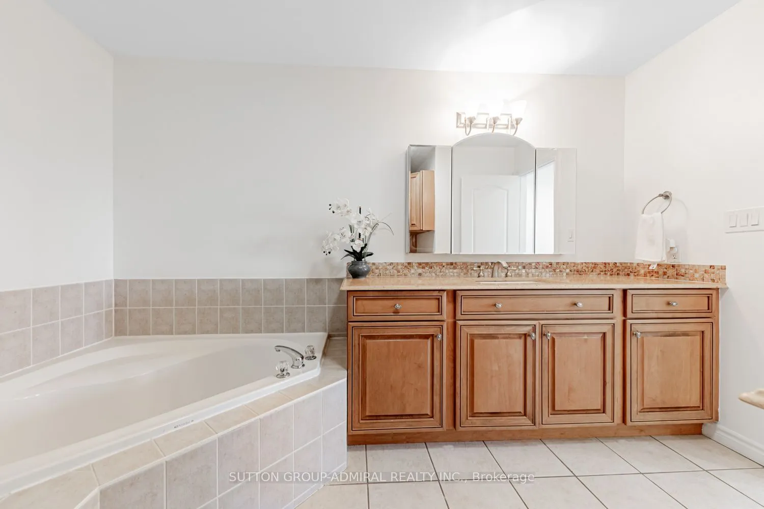 105 Prairie Dunes Place