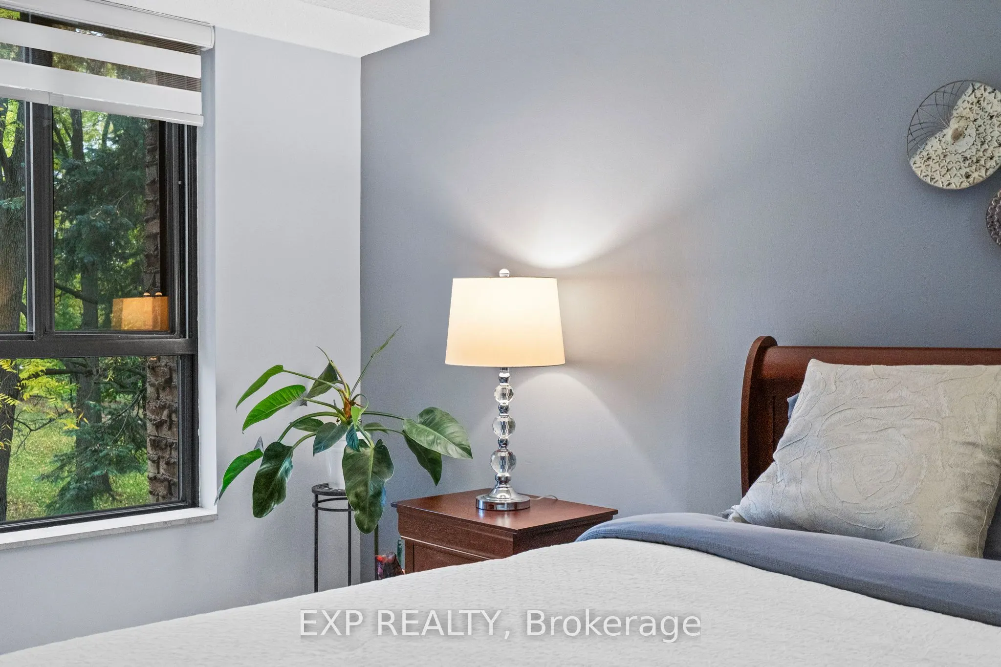15390 Yonge Street, #203