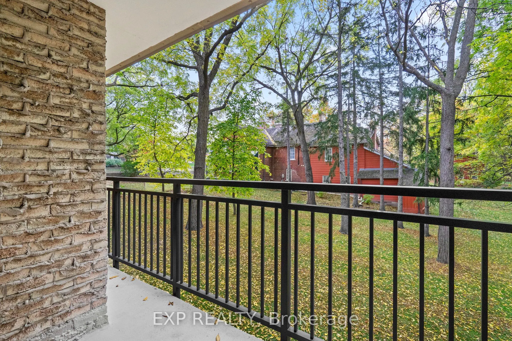15390 Yonge Street, #203