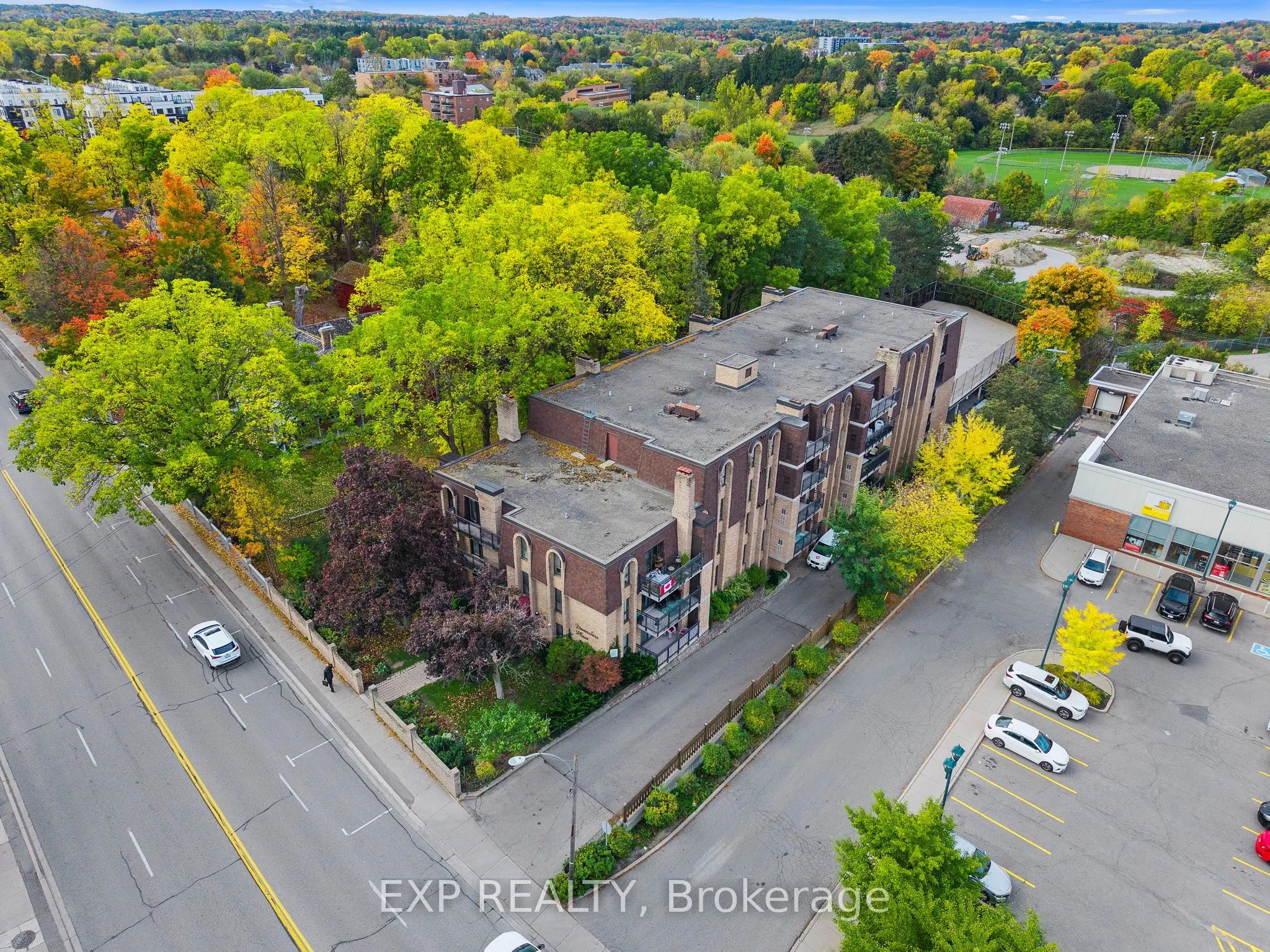 15390 Yonge Street, #203