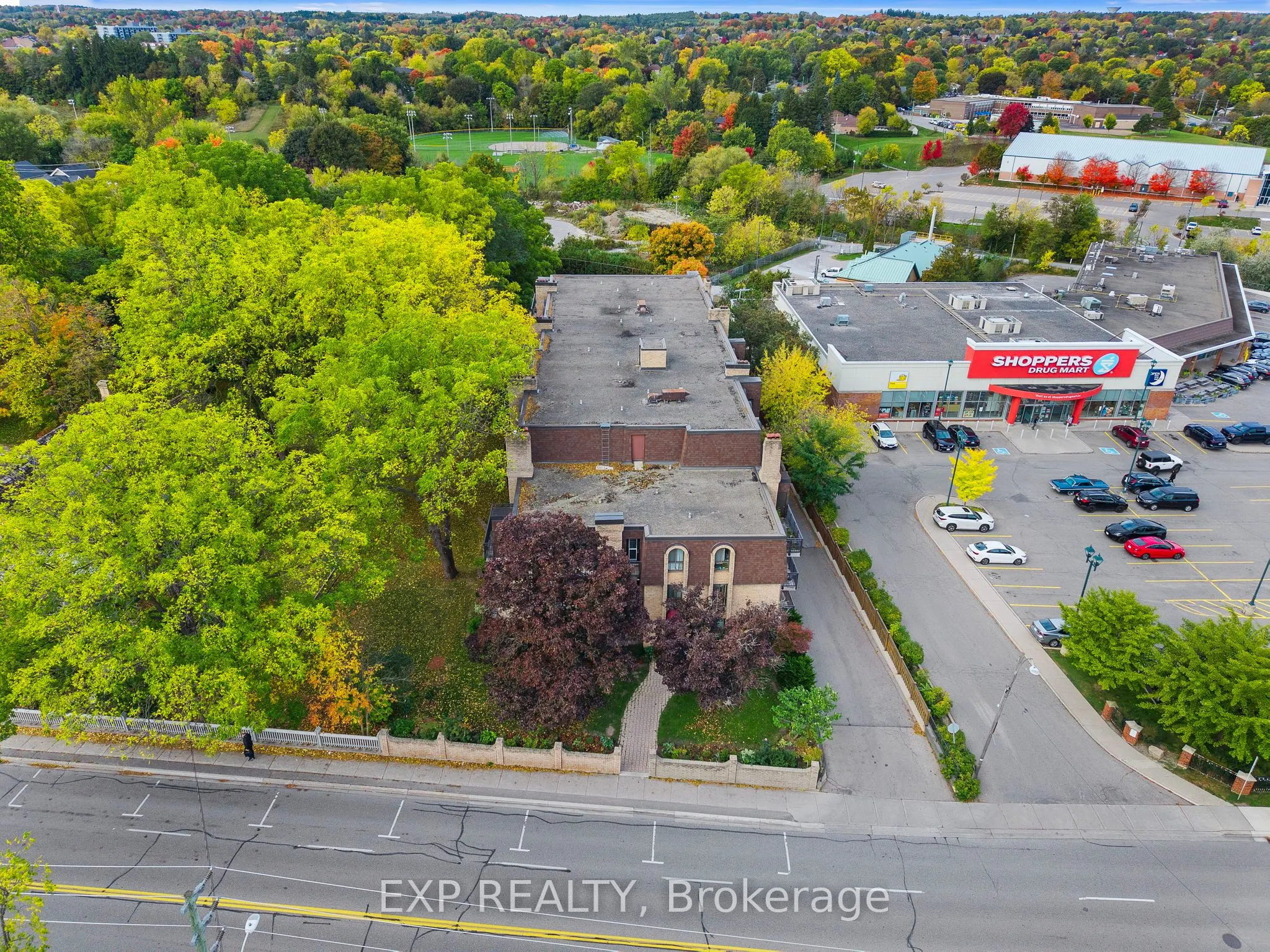 15390 Yonge Street, #203