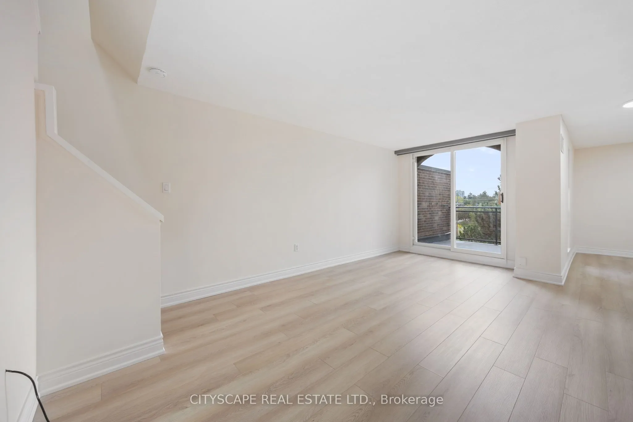 16 Elgin Street, #301