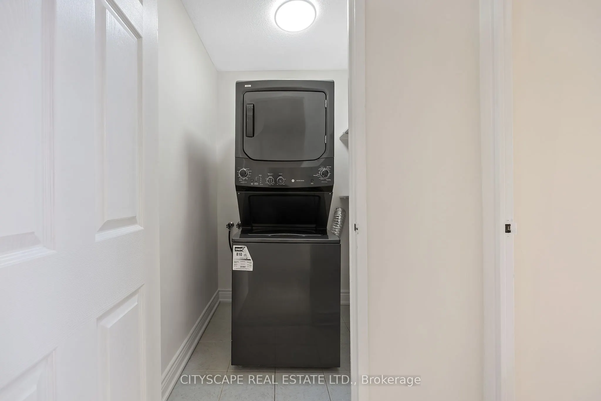 16 Elgin Street, #301